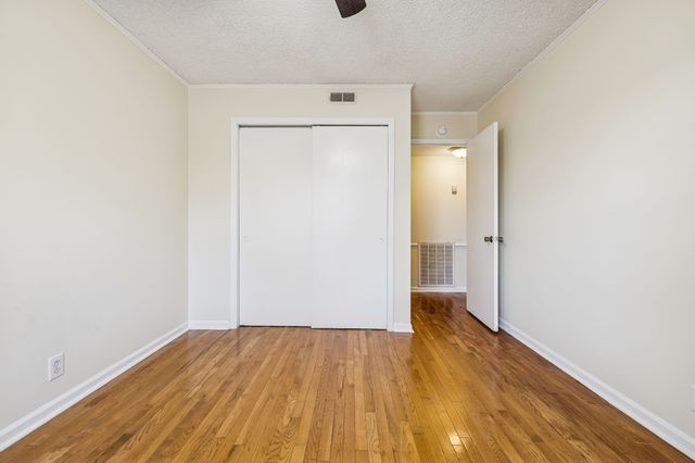 500 Paragon Mills Rd Apt M11, Nashville, TN 37211