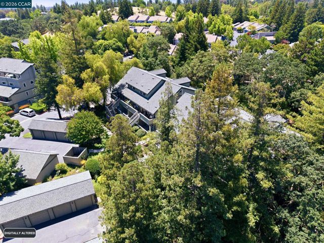 400 Suntree Ln 402, Pleasant Hill, CA 94523