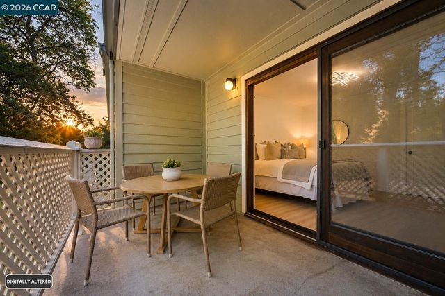 400 Suntree Ln 402, Pleasant Hill, CA 94523