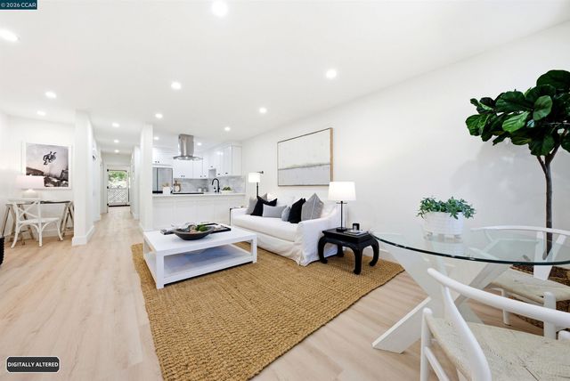 400 Suntree Ln 402, Pleasant Hill, CA 94523