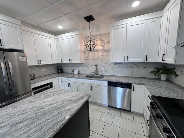 2164 Tanglewood Boulevard B202, Pottsboro, TX 75076