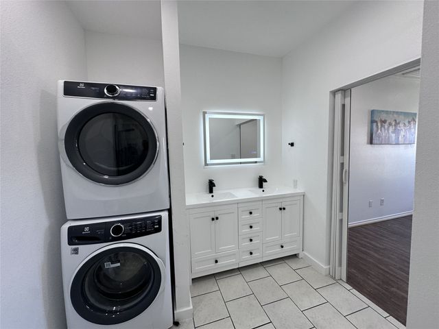 2164 Tanglewood Boulevard B202, Pottsboro, TX 75076