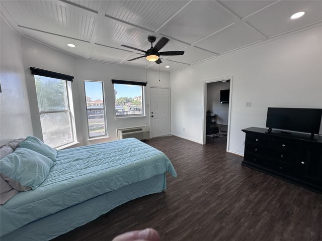 2164 Tanglewood Boulevard B202, Pottsboro, TX 75076
