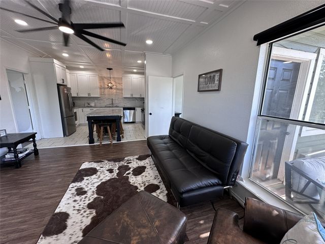 2164 Tanglewood Boulevard B202, Pottsboro, TX 75076