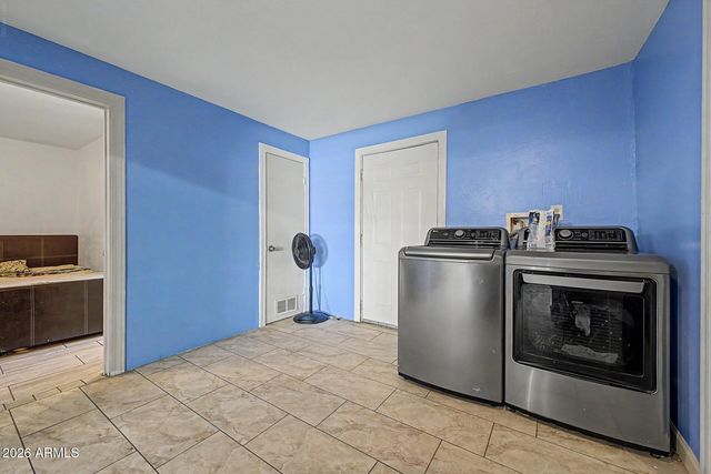 9113 W MONROE Street, Tolleson, AZ 85353