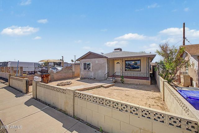 9113 W MONROE Street, Tolleson, AZ 85353
