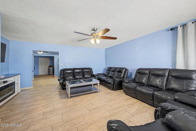 9113 W MONROE Street, Tolleson, AZ 85353