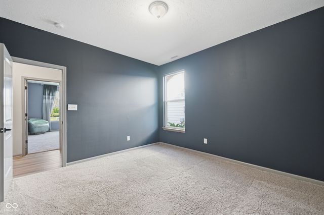 5722 Arctic Run Drive, Noblesville, IN 46062