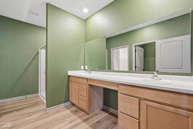 5722 Arctic Run Drive, Noblesville, IN 46062