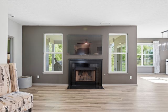 5722 Arctic Run Drive, Noblesville, IN 46062