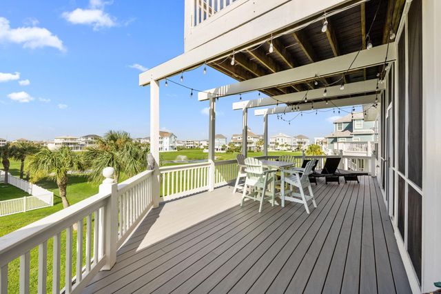 25711 Spotted Sandpiper Drive, Galveston, TX 77554