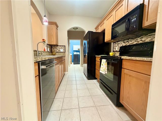 10945 Rocky Ledge Lane, Painesville, OH 44077