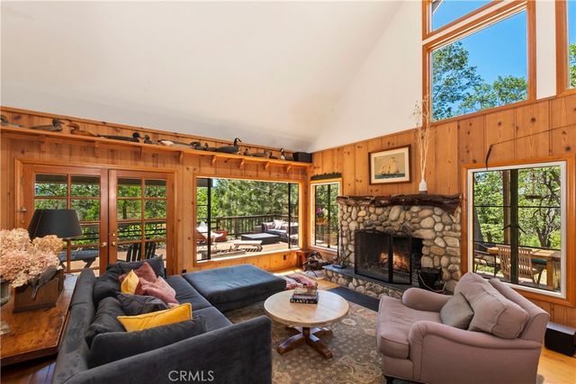 1570 Lupin Road, Lake Arrowhead, CA 92352
