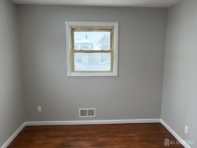 162 Holly Street, Port Reading, NJ 07064