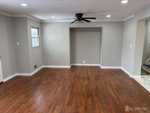 162 Holly Street, Port Reading, NJ 07064