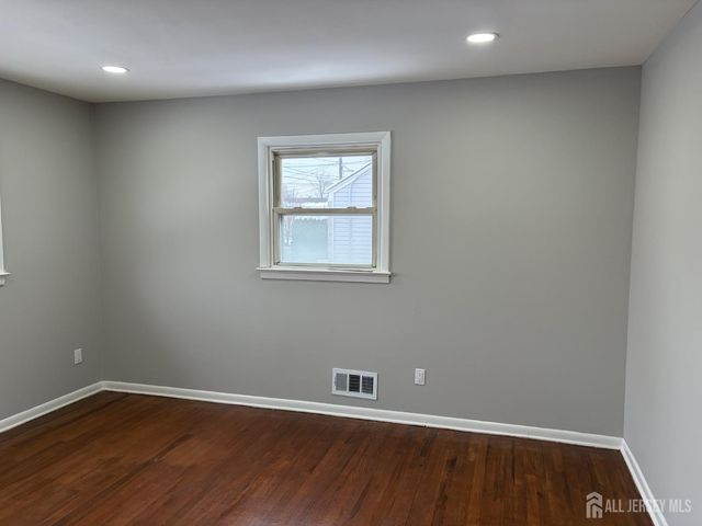 162 Holly Street, Port Reading, NJ 07064