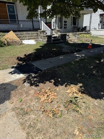 214 Rhode Island Street, Buffalo, NY 14213