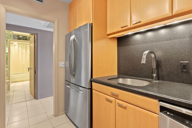 2295 S Ocean Boulevard 505, Palm Beach, FL 33480