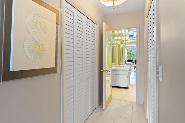 2295 S Ocean Boulevard 505, Palm Beach, FL 33480