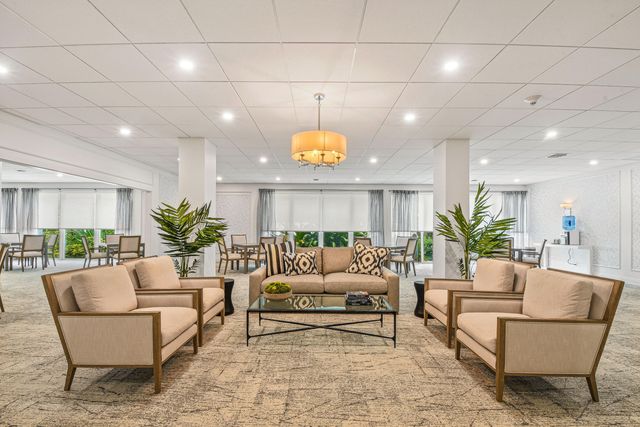 2295 S Ocean Boulevard 505, Palm Beach, FL 33480