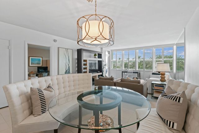 2295 S Ocean Boulevard 505, Palm Beach, FL 33480