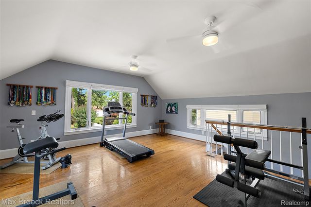 3642 Orchard Lake Road, West Bloomfield Charter Township, MI 48324