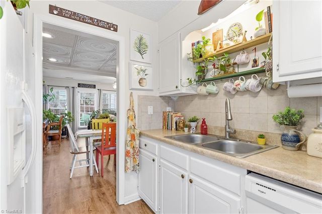 3949 Valley Court C, Winston-salem, NC 27106