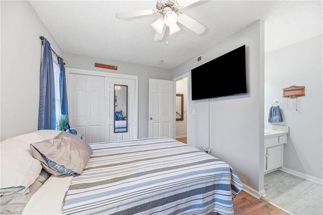 3949 Valley Court C, Winston-salem, NC 27106