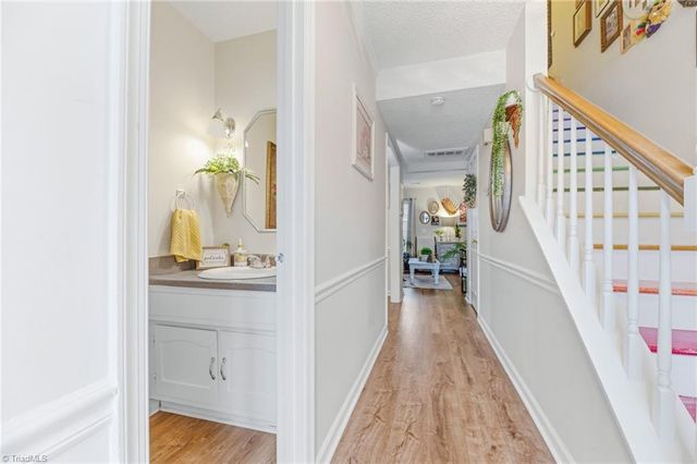 3949 Valley Court C, Winston-salem, NC 27106