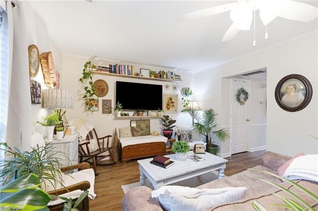 3949 Valley Court C, Winston-salem, NC 27106