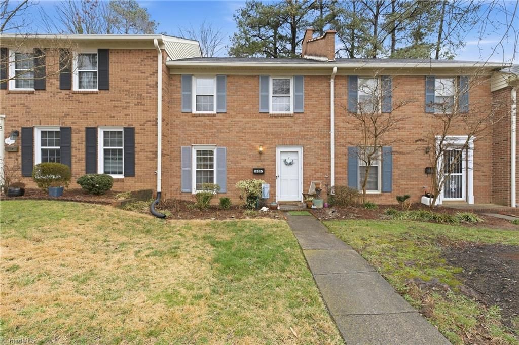 3949 Valley Court C, Winston-salem, NC 27106