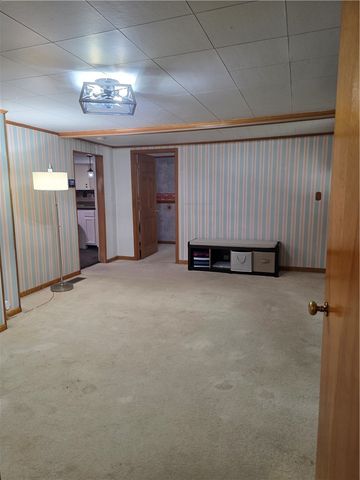 35 Beallsville Rd, East Bethlehem, PA 15333