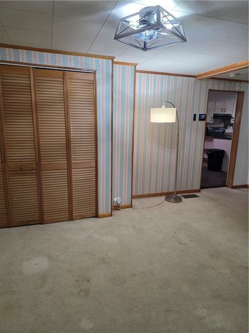 35 Beallsville Rd, East Bethlehem, PA 15333