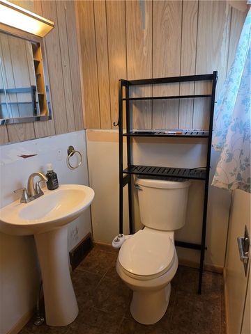 35 Beallsville Rd, East Bethlehem, PA 15333