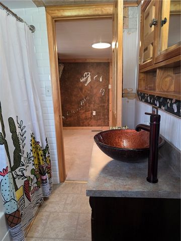 35 Beallsville Rd, East Bethlehem, PA 15333