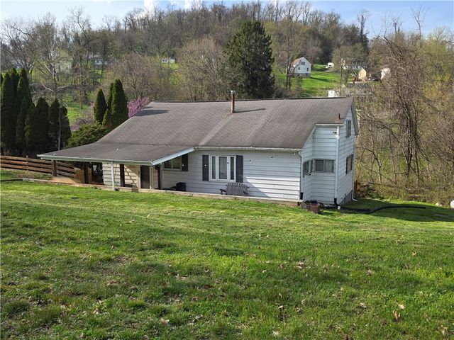 35 Beallsville Rd, East Bethlehem, PA 15333