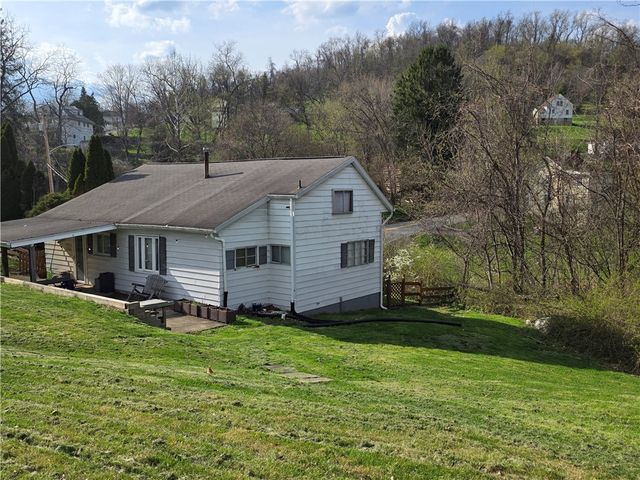 35 Beallsville Rd, East Bethlehem, PA 15333