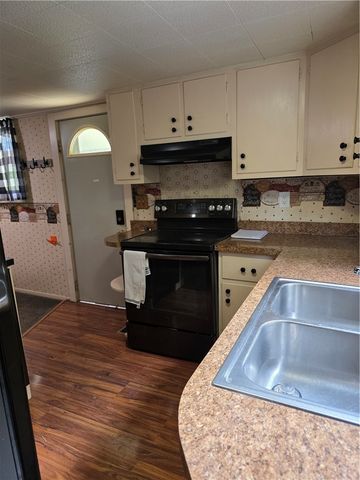 35 Beallsville Rd, East Bethlehem, PA 15333