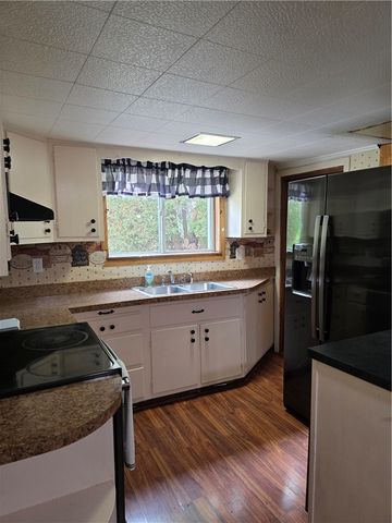 35 Beallsville Rd, East Bethlehem, PA 15333
