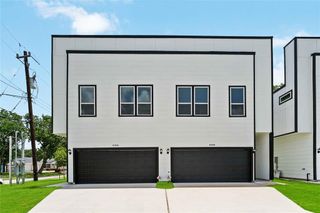 8107 Calhoun Road, Houston, TX 77033