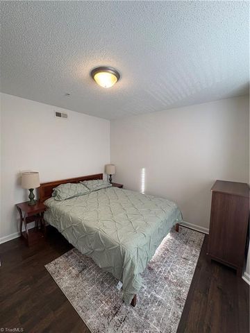 131 Rivertree Lane, Winston-salem, NC 27103