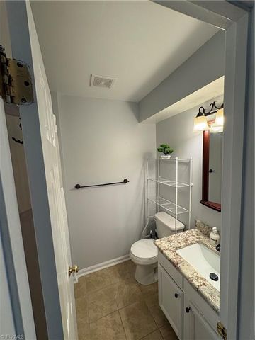 131 Rivertree Lane, Winston-salem, NC 27103