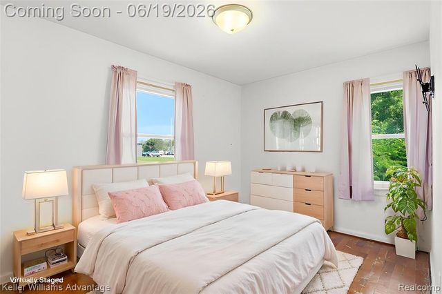 13592 Berwyn, Redford, MI 48239