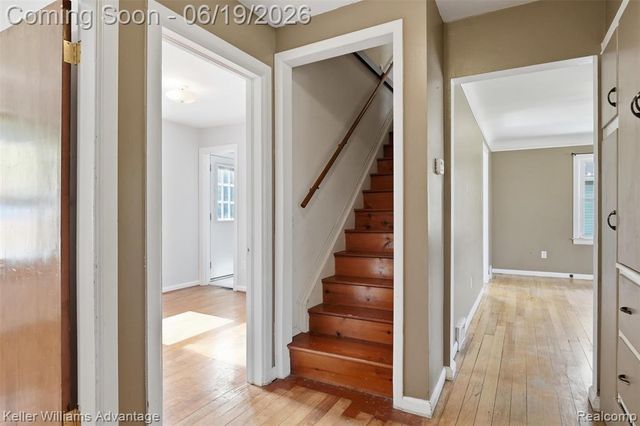 13592 Berwyn, Redford, MI 48239