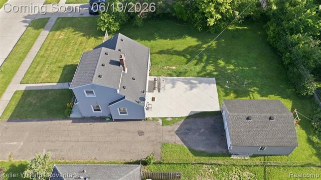 13592 Berwyn, Redford, MI 48239
