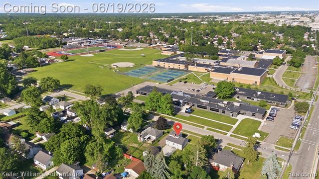 13592 Berwyn, Redford, MI 48239