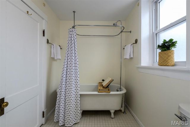 4049 Humphrey Street, St Louis, MO 63116