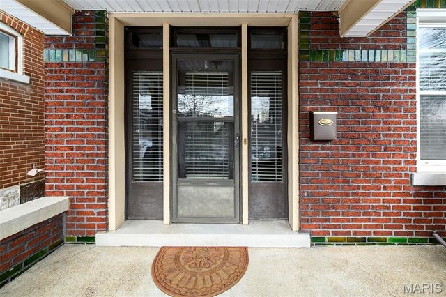 4049 Humphrey Street, St Louis, MO 63116