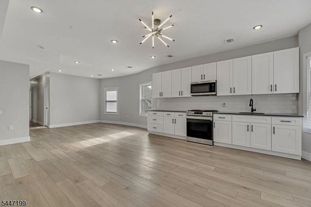 626 S 20Th St, Newark City, NJ 07103