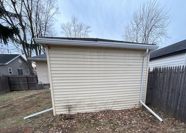 1928 Parkwood Avenue, Saginaw, MI 48601